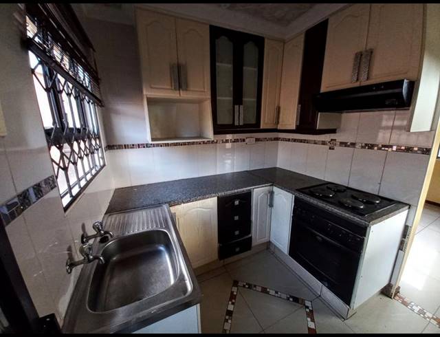 4 BEDROOM HOUSE FOR SALE IN PANORAMA GARDENS